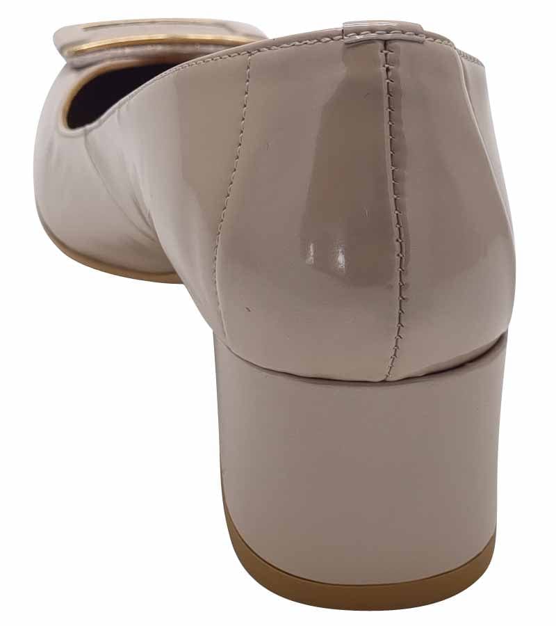Emis Womens Emis Womens Beige Front Detail Comfort Patent Leather Court Shoe SL8155-415