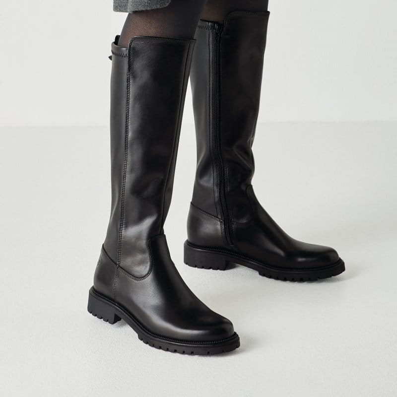 Tamaris Womens Tamaris Womens Black Back Zip Leather High Knee Boot 1-25605-43